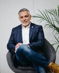 آرین مظاهری
